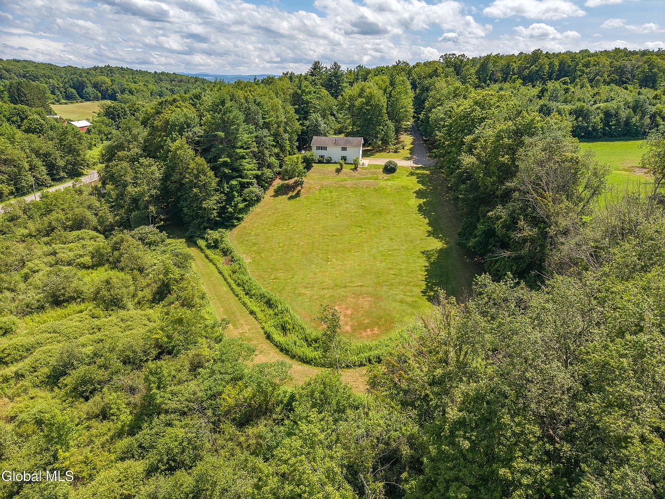 1st image of 44 Martindale Way