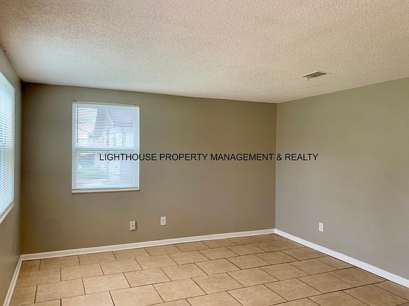 2nd image of 5221 La Ventura Ct E
