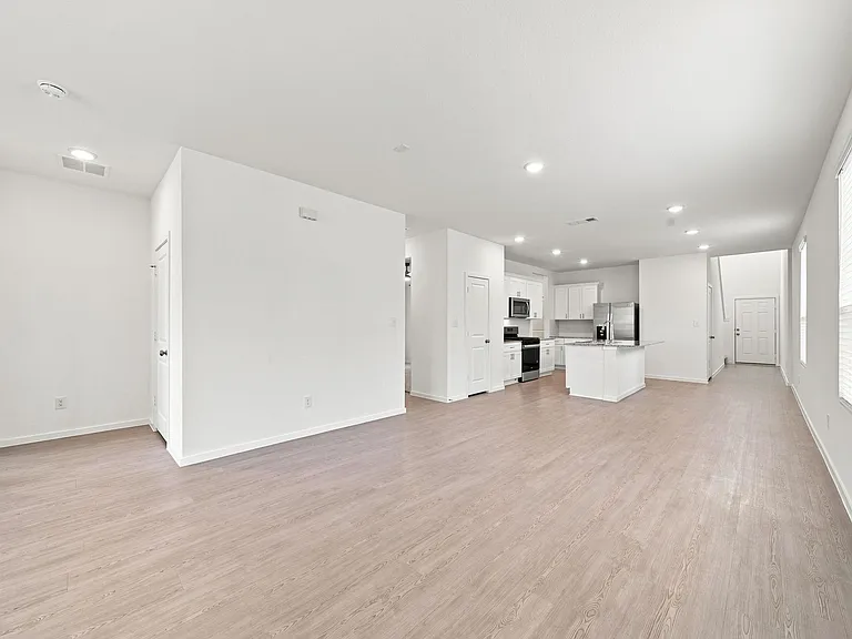 618 Amber Falls Dr — Photo 6