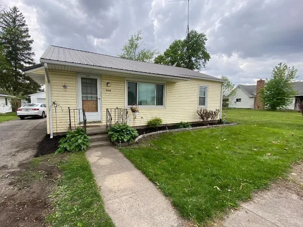 302 N Kenton St, Reynolds, IN 47980