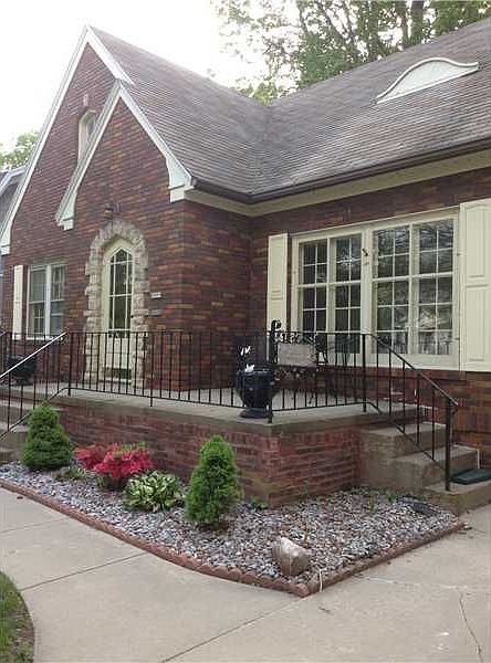 2nd image of 2608 A Ave NE
