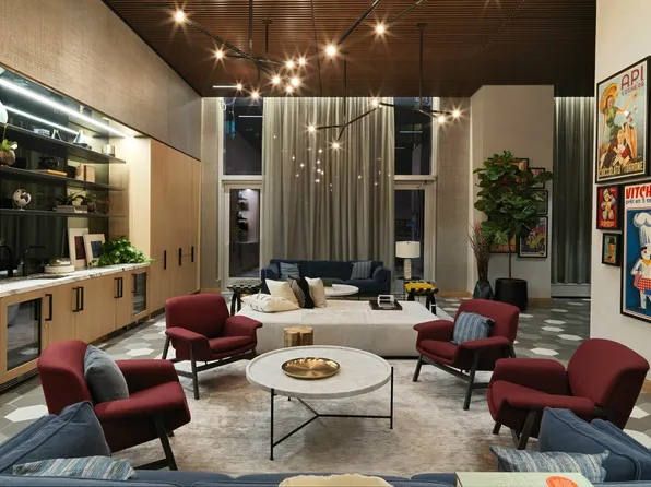 252 South Street image 8 of 26