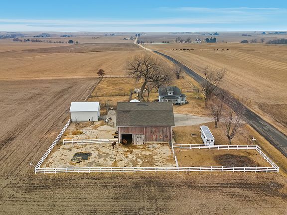 3rd image of 27754 Elm Rd