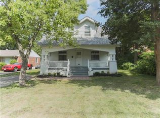 1458 N And South Rd, Saint Louis, MO 63130