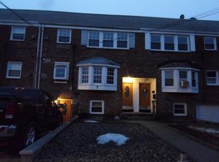 33 Crossgate Rd, Jersey City, NJ 07305