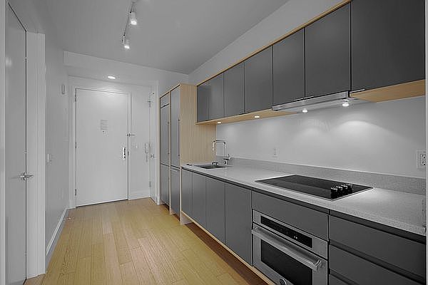 1st image of 10 City Pt APT 42B
