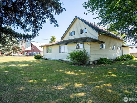5th image of 4927 Jones Road