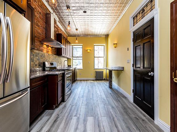 004_243_kingsland_avenue_1l-4