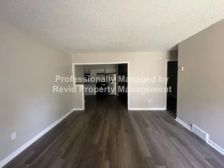 2763 Dalewood Ave — Photo 6