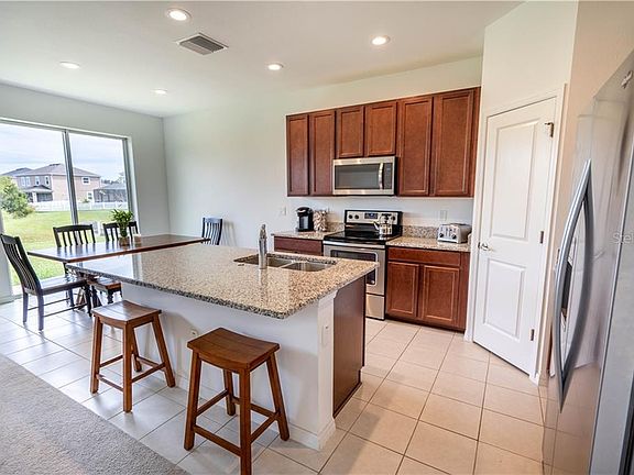 3rd image of 7438 Sugar Brook Pl