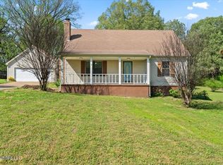 29 Forest Hill Rd, Byhalia, MS 38611