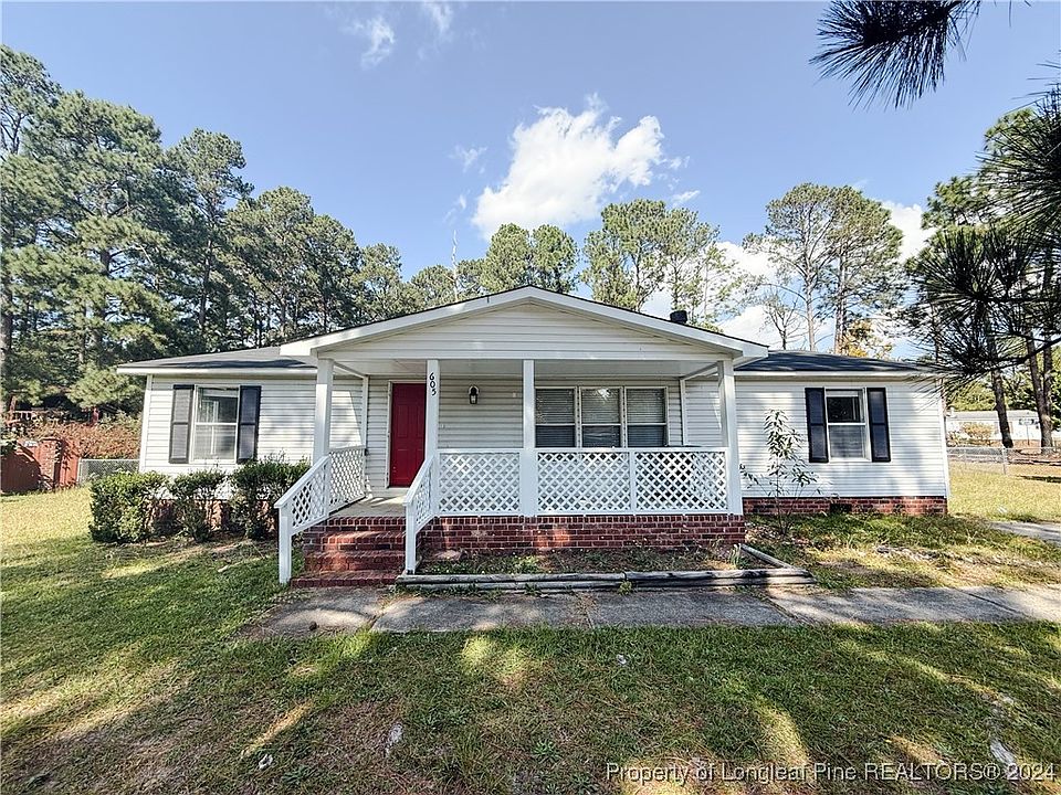 1st image of 605 Glasgow Ct