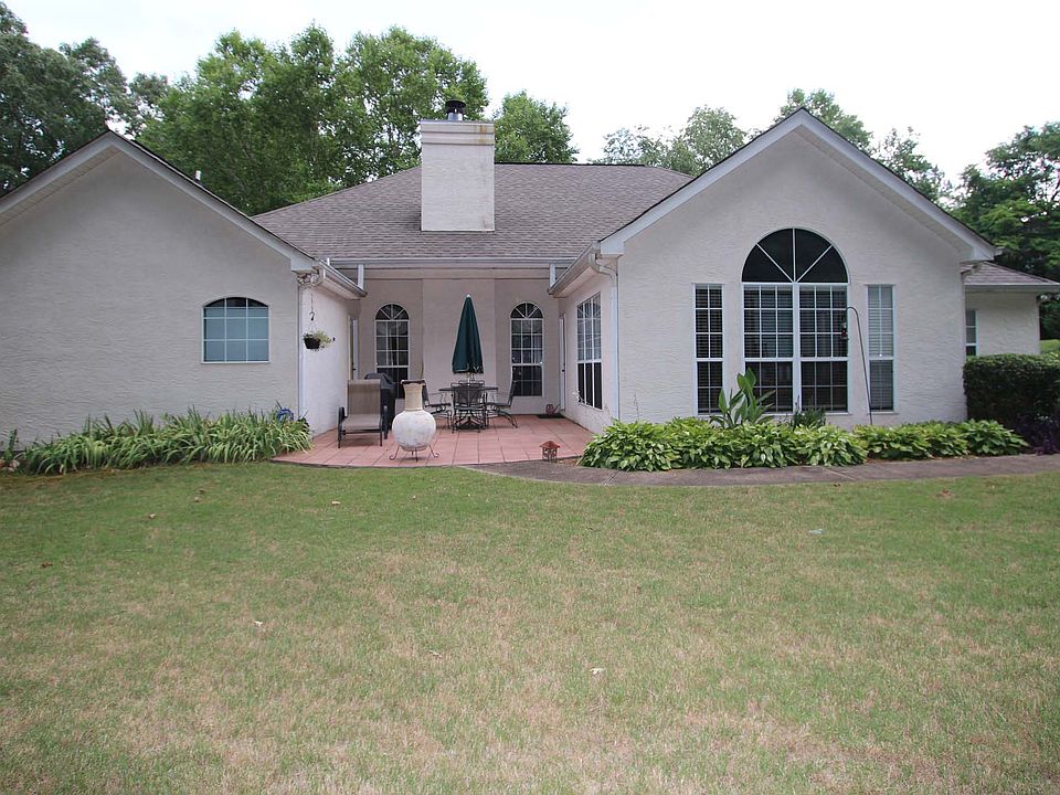 2nd image of 106 Cameron Pointe Dr
