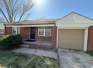 651 S Whittier Rd, Wichita, KS 67207