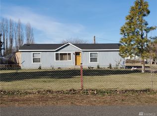 686 S Drury Ln, Othello, WA 99344