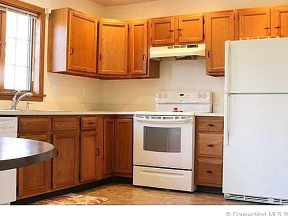 5th image of 69 Dove Ct #69