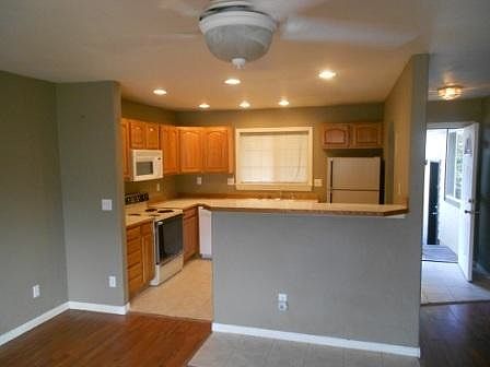 New dishwasher, sweet kitchen