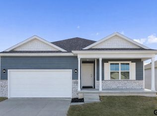 13676 Summit St, Omaha, NE 68142