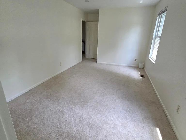 4614 Woodland Dr — Photo 15