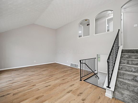 4th image of 6568 Shenandoah Dr