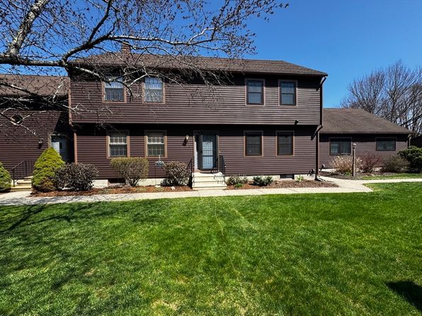 6 Adams Ct #B, South Deerfield, MA 01373