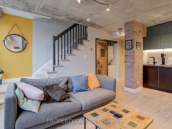 1029 King St W, Toronto, ON
