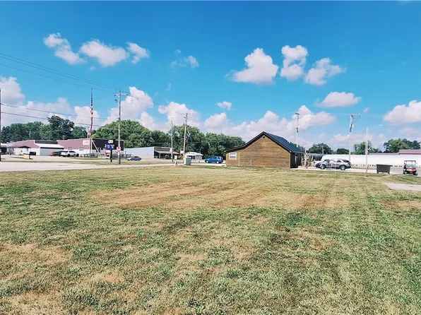 1508 N Franklin St, Westville, IL 61883