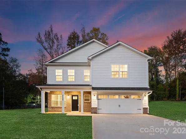 6611 Terry Ln, Charlotte, NC 28215