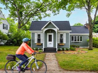 507 7th St, Traverse City, MI 49684