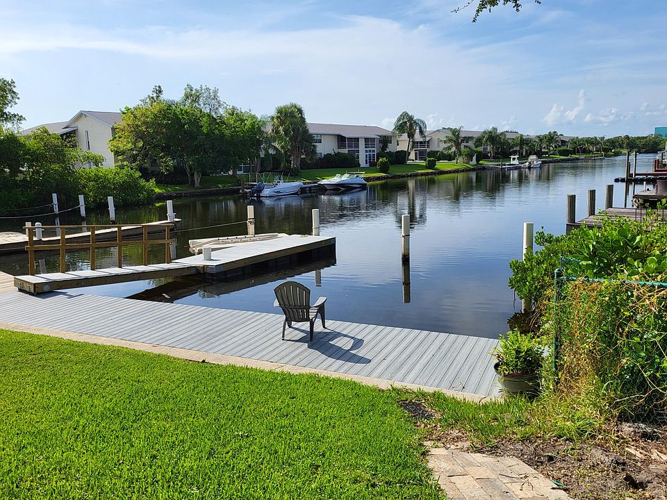 1st image of 19 Tarpon Dr