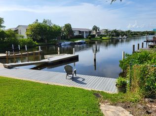 19 Tarpon Dr, Vero Beach, FL 32960