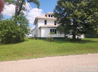 4906 510th Ave, Bricelyn, MN 56014