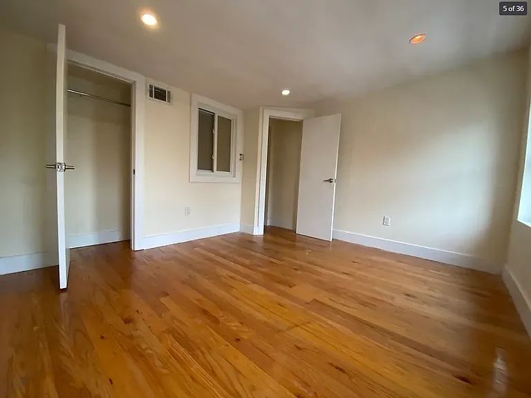 322 S 4th St #2 — Photo 2