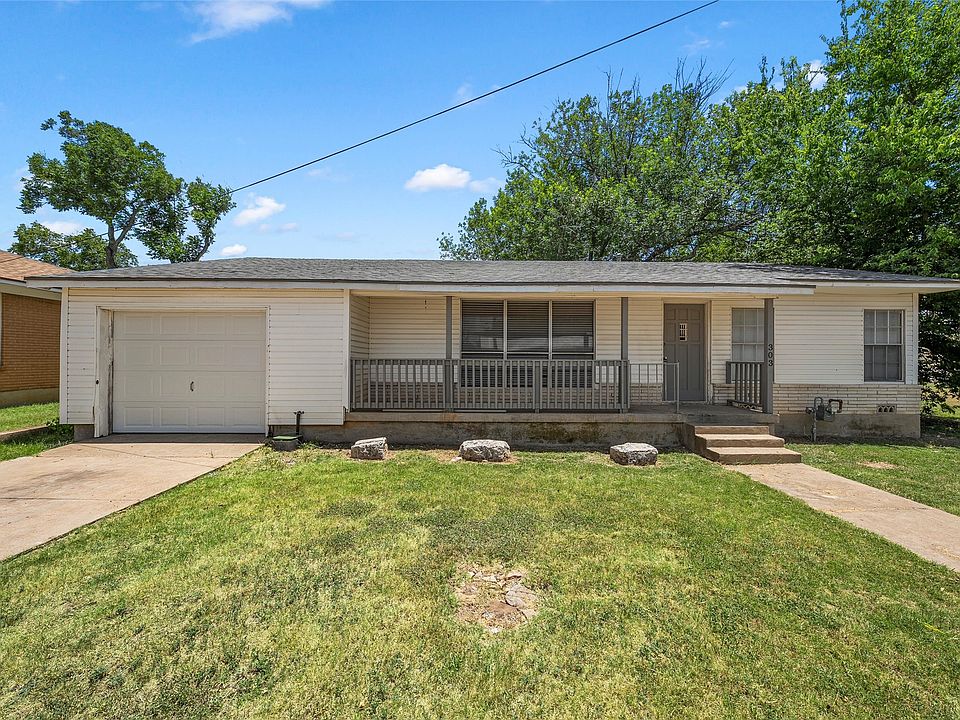 1st image of 303 Avenue E