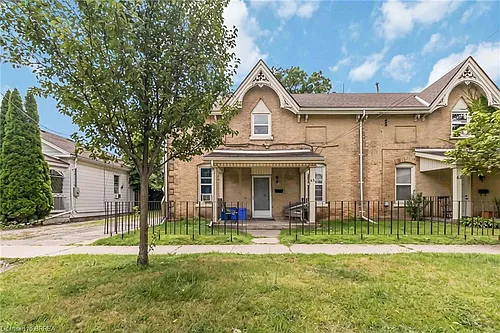 65 East Ave #UPPER Photo 1