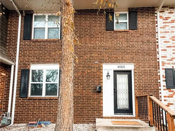 10203 W 96th Ter, Overland Park, KS 66212
