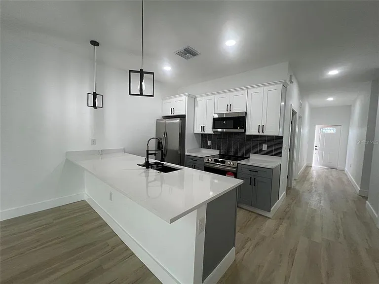 8249 Dimstead St — Photo 4