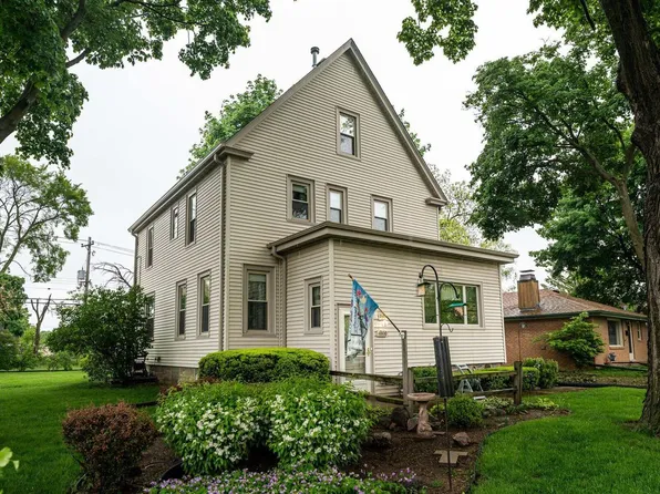 4800 West Midland DRIVE, Greenfield, WI 53219