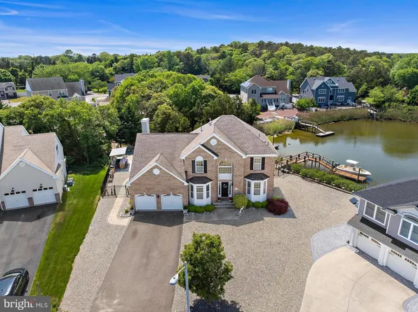 40 Overlook Dr, Little Egg Harbor, NJ 08087