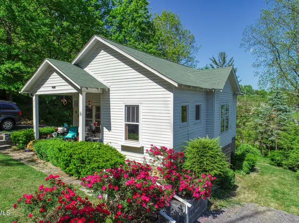 216 N Church St, Rogersville, TN 37857