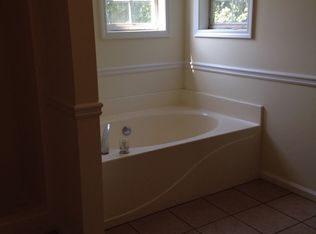 141 Stonehurst Way, Lawrenceville, GA 30044