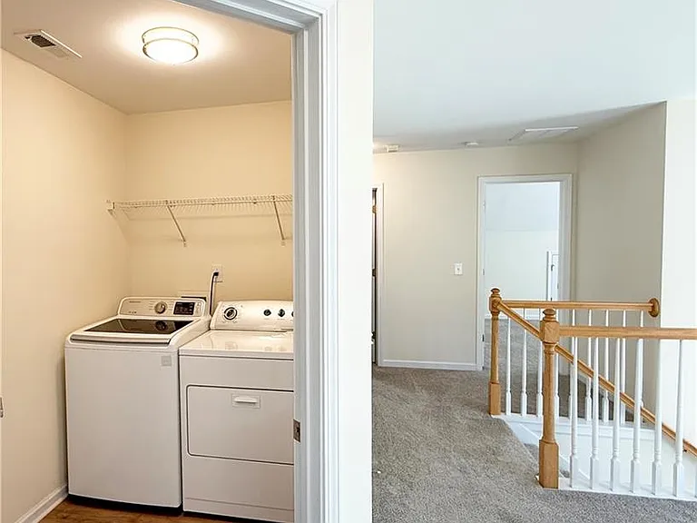 350 Laurel Glen Xing — Photo 16
