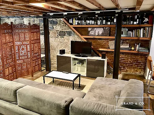 Rented by Grand & Co. | media 8