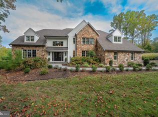 5 Honeysuckle Ct, Glen Mills, PA 19342