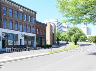106 W Summit Hill Dr APT 302, Knoxville, TN 37902
