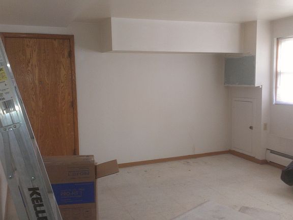 5th image of 7627 W Belmont Ave APT Gs