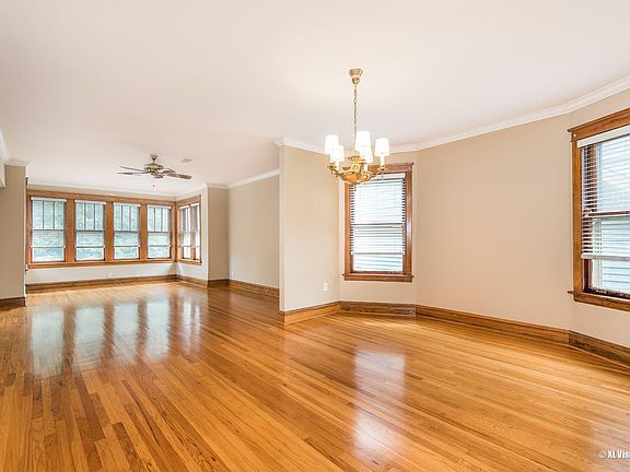 5th image of 3826 N Monticello Ave #2