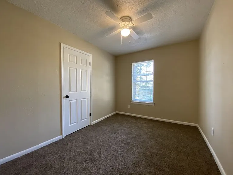 5378 Clinchport Cir — Photo 5