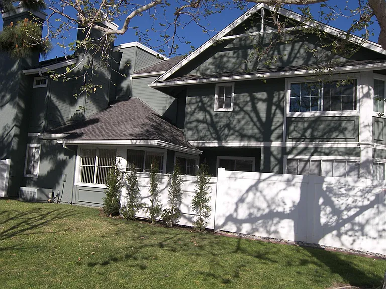 1806 Rory Ln #3 — Photo 2