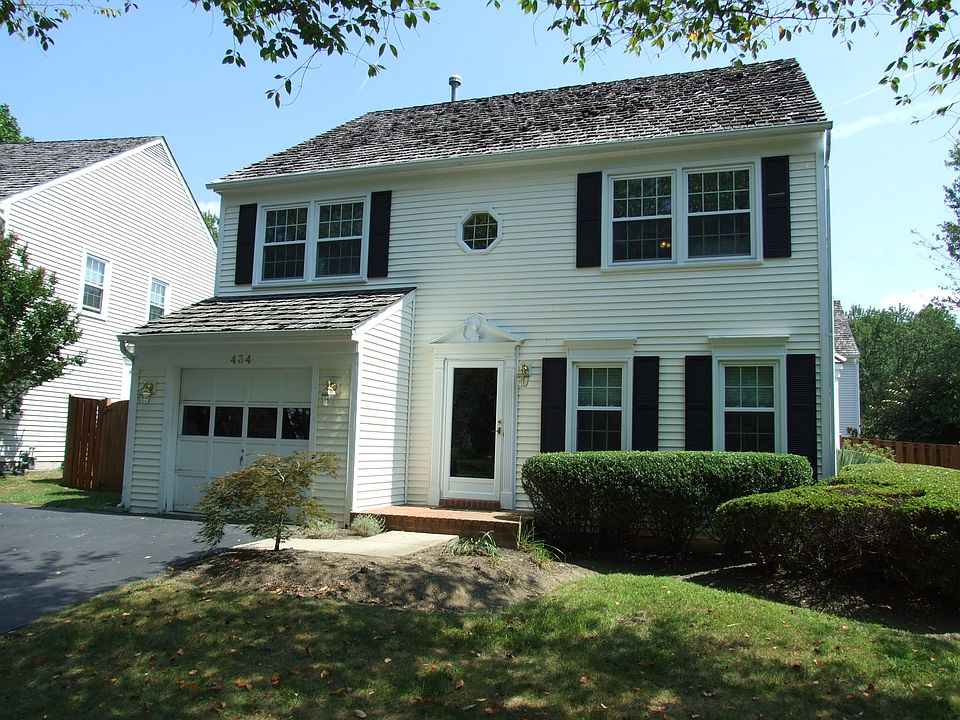 1st image of 434 Upshire Cir